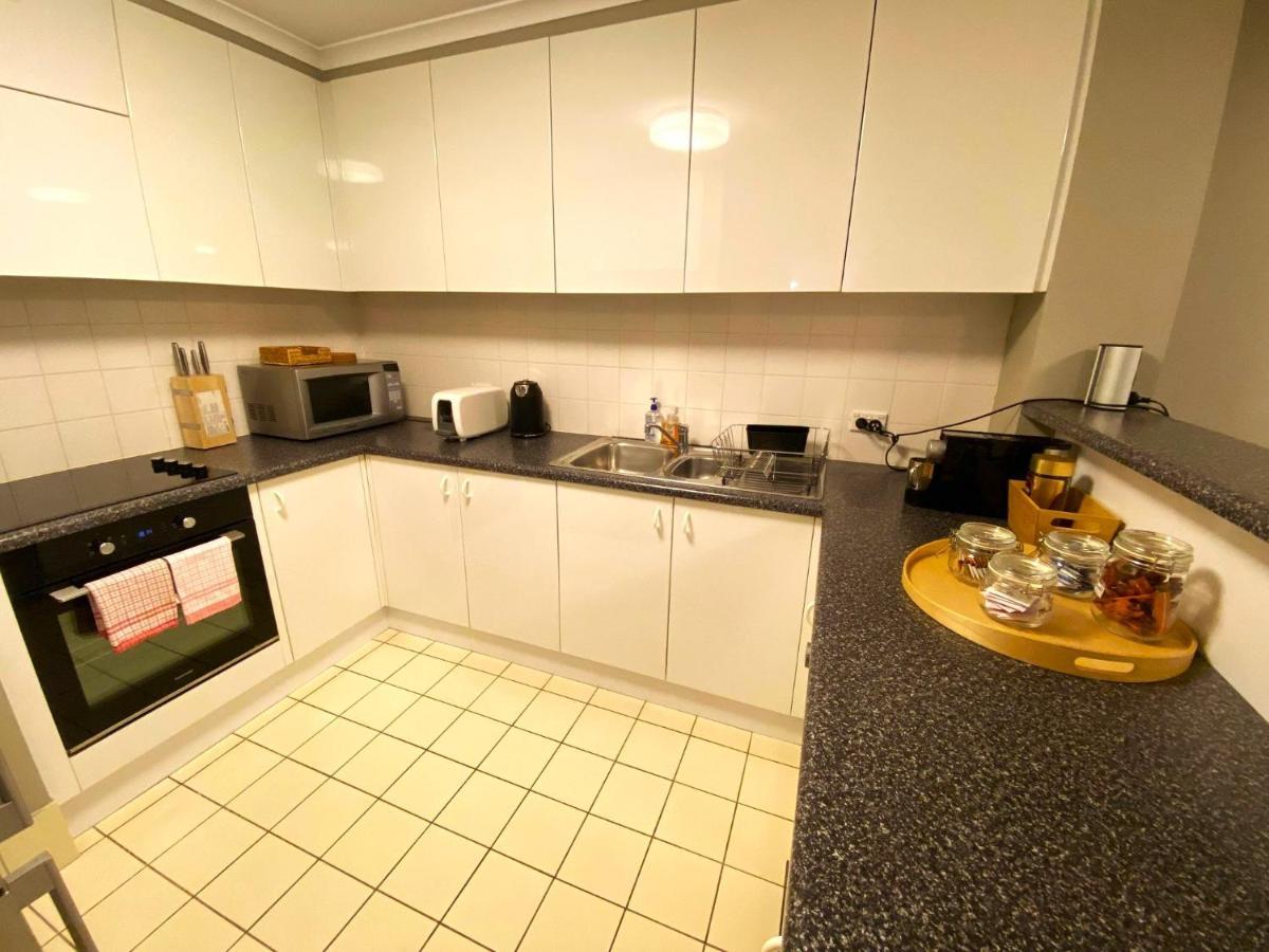 2 Bed 2 Bath Apartment In Braddon, Canberra - Pool, Gym And Free Parking Exterior foto