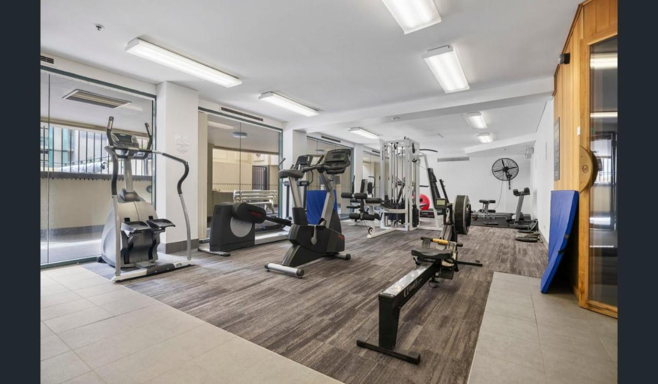 2 Bed 2 Bath Apartment In Braddon, Canberra - Pool, Gym And Free Parking Exterior foto